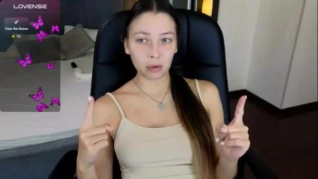 Image 4 of demi_loran Stream on Chaturbate on 1 month ago