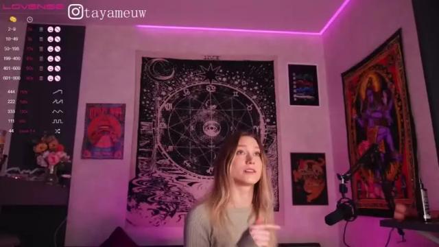Image 4 of demonesslove Stream on Chaturbate on 16 months ago