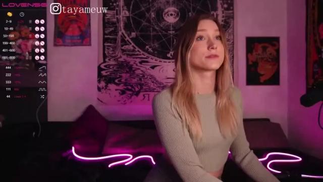 Image 6 of demonesslove Stream on Chaturbate on 16 months ago