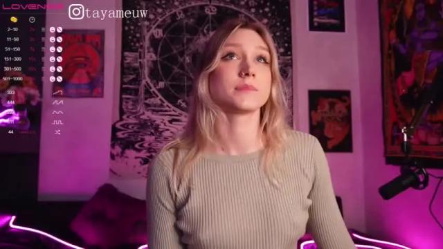 Image 11 of demonesslove Stream on Chaturbate on 14 months ago