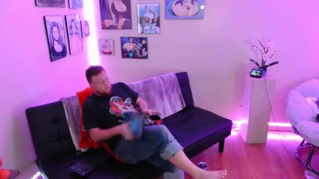 Image 4 of demora_avarice Stream on Chaturbate on 16 months ago