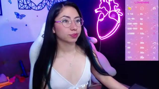 Image 3 of demyanderson_ Stream on Chaturbate on 2 months ago
