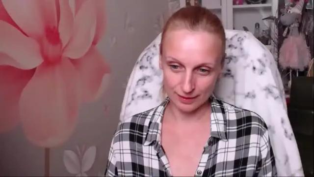 Image 12 of denhiey_here Stream on Chaturbate on 1 month ago