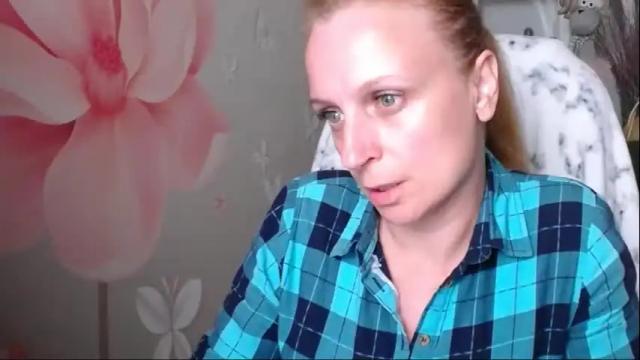 Image 3 of denhiey_here Stream on Chaturbate on 23 days ago