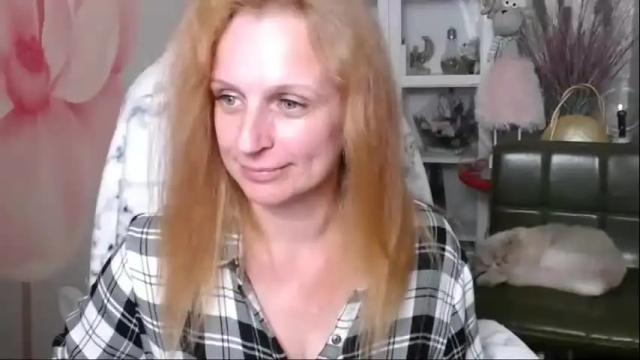 Image 10 of denhiey_here Stream on Chaturbate on 20 days ago
