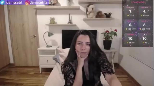 Image 3 of denissetits Stream on Chaturbate on 1 month ago