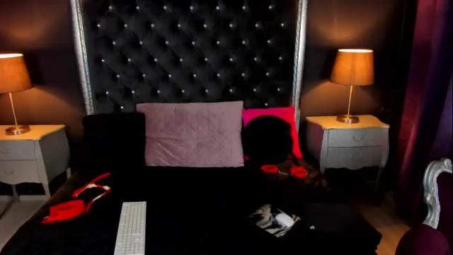 Image 2 of denizze1 Stream on Chaturbate on 2 months ago
