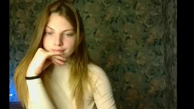 Image 11 of denni_polinoska Stream on Chaturbate on 19 months ago