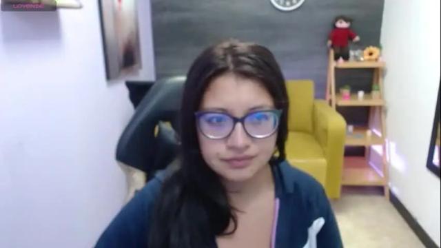 Image 2 of dennis_palacio Stream on Chaturbate on 1 month ago