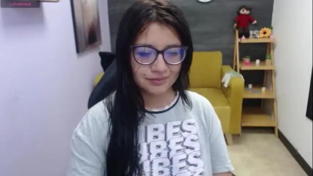 Image 3 of dennis_palacio Stream on Chaturbate on 1 month ago