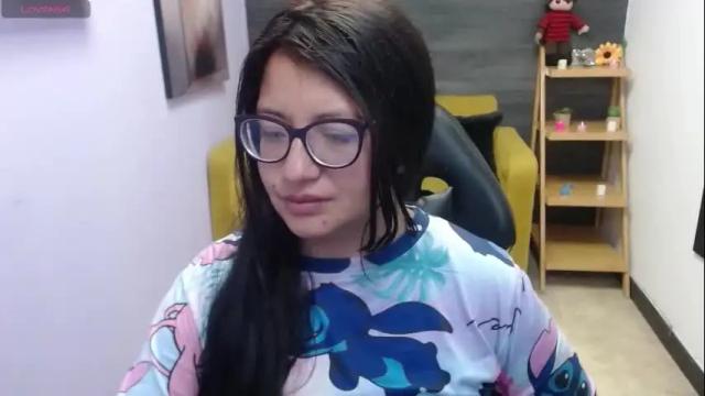 Image 4 of dennis_palacio Stream on Chaturbate on 28 days ago