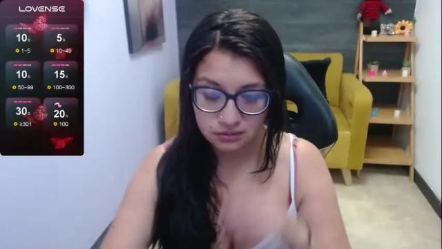 Image 11 of dennis_palacio Stream on Chaturbate on 12 days ago
