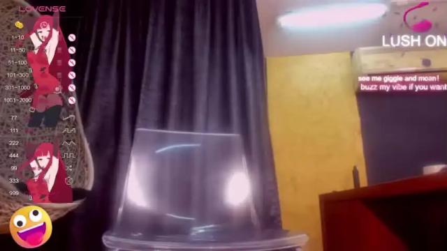 Image 2 of denychantall Stream on Chaturbate on 14 months ago