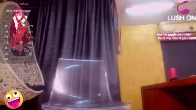 Image 10 of denychantall Stream on Chaturbate on 14 months ago