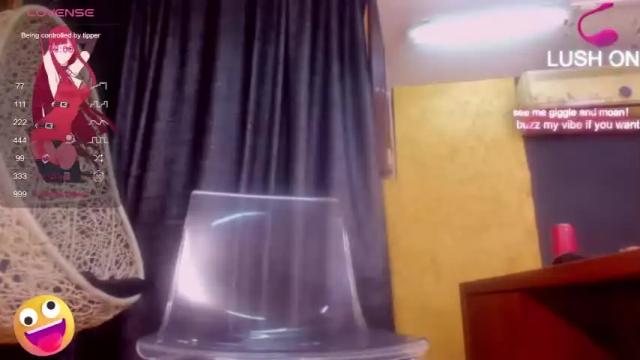 Image 12 of denychantall Stream on Chaturbate on 14 months ago
