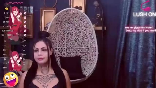 Image 7 of denychantall Stream on Chaturbate on 14 months ago