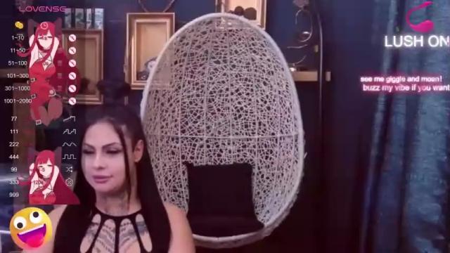 Image 11 of denychantall Stream on Chaturbate on 14 months ago