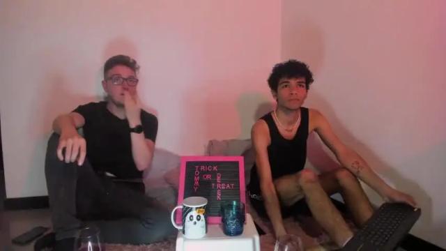 Image 2 of dereck_mason Stream on Chaturbate on 19 months ago