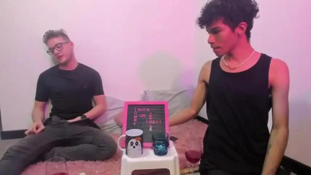 Image 3 of dereck_mason Stream on Chaturbate on 19 months ago