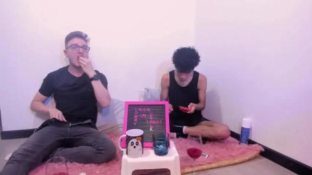 Image 4 of dereck_mason Stream on Chaturbate on 19 months ago
