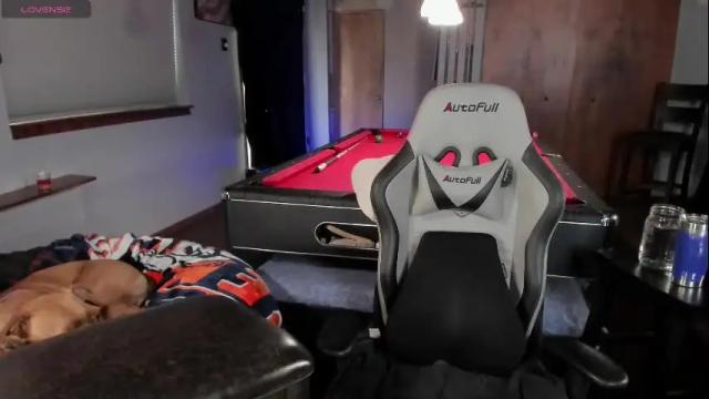 Thumbnail 1, derrick_and_brittany's Stream at Chaturbate, 2 days ago