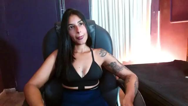 Image 2 of desi_latin Stream on Chaturbate on 19 months ago