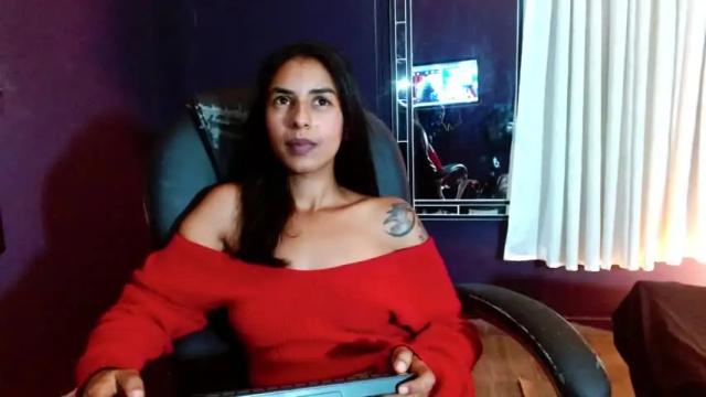 Image 10 of desi_latin Stream on Chaturbate on 19 months ago