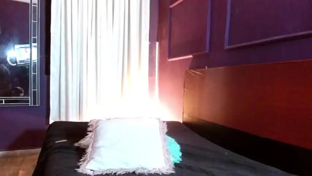 Image 2 of desi_latin Stream on Chaturbate on 19 months ago