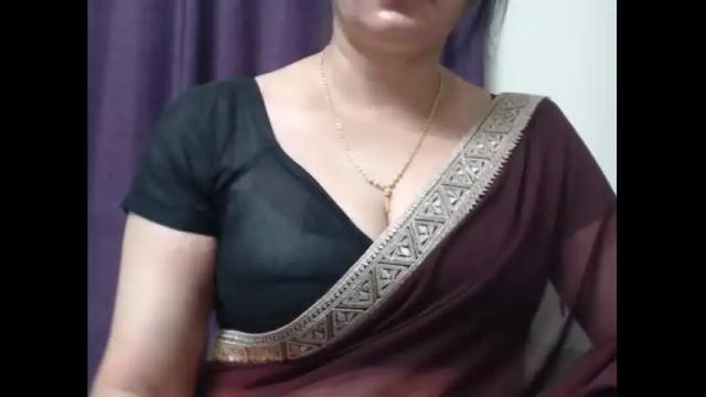 Image 2 of desi_maisa130 Stream on Chaturbate on 20 months ago