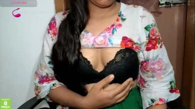 Image 4 of desicoupleshow Stream on Chaturbate on 1 month ago