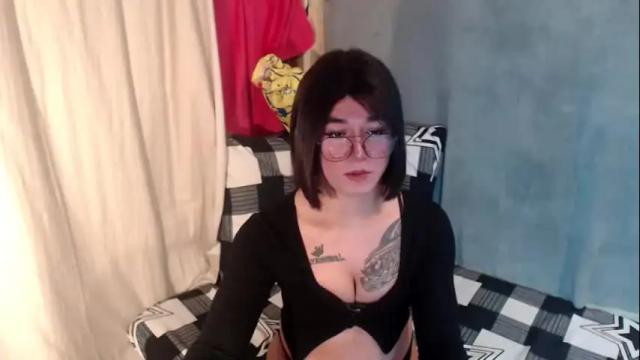 Image 11 of desirable_lorinexx Stream on Chaturbate on 14 days ago