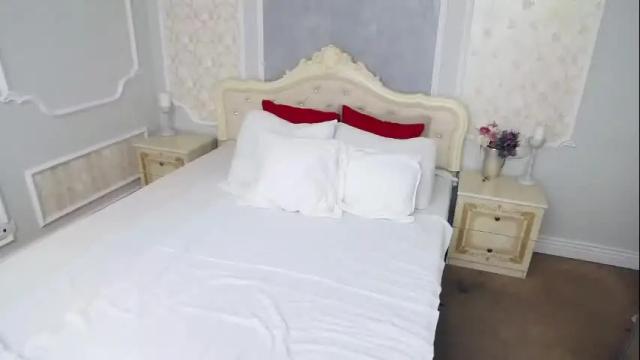 Image 4 of desired_lover Stream on Chaturbate on 4 months ago