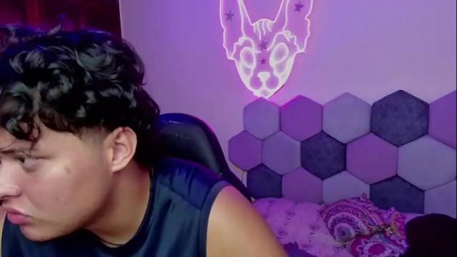 Thumbnail 1, desireduo_tgn's Stream at Chaturbate, 1 month ago