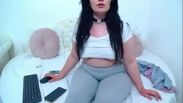 Image 2 of desireeann777 Stream on Chaturbate on 5 months ago
