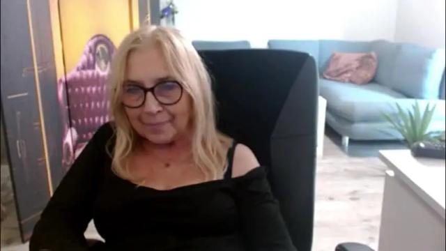 Image 6 of desiresofia Stream on Chaturbate on 2 months ago