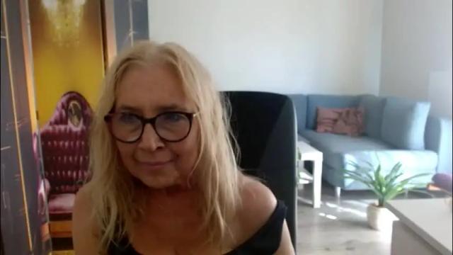 Image 10 of desiresofia Stream on Chaturbate on 2 months ago