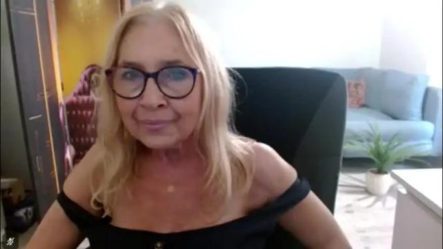 Image 6 of desiresofia Stream on Chaturbate on 2 months ago