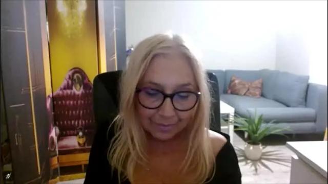 Image 7 of desiresofia Stream on Chaturbate on 1 month ago