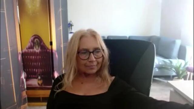 Image 11 of desiresofia Stream on Chaturbate on 1 month ago