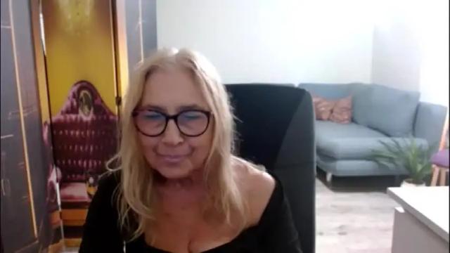 Image 6 of desiresofia Stream on Chaturbate on 1 month ago