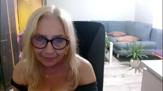 Thumbnail 2, desiresofia's Stream at Chaturbate, 1 month ago