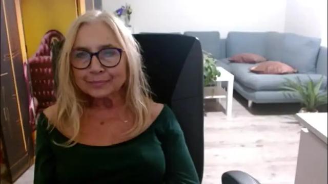 Image 7 of desiresofia Stream on Chaturbate on 1 month ago