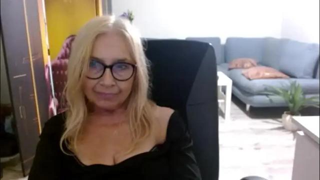 Thumbnail 1, desiresofia's Stream at Chaturbate, 1 month ago
