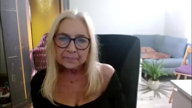 Image 6 of desiresofia Stream on Chaturbate on 1 month ago