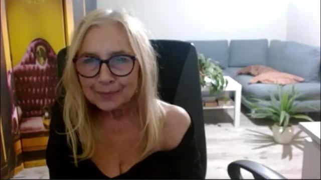 Image 7 of desiresofia Stream on Chaturbate on 27 days ago