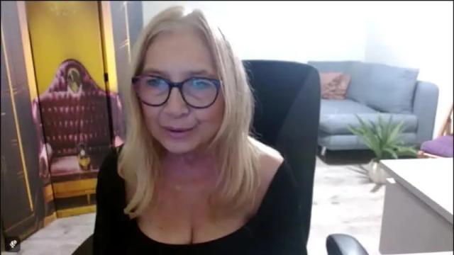 Image 6 of desiresofia Stream on Chaturbate on 20 hours ago