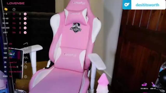 Image 2 of desititswsorth666 Stream on Chaturbate on 13 months ago