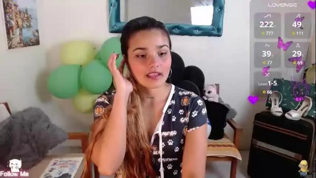 Image 12 of destinyhills_ Stream on Chaturbate on 1 month ago