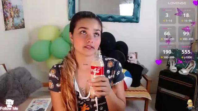 Image 8 of destinyhills_ Stream on Chaturbate on 1 month ago