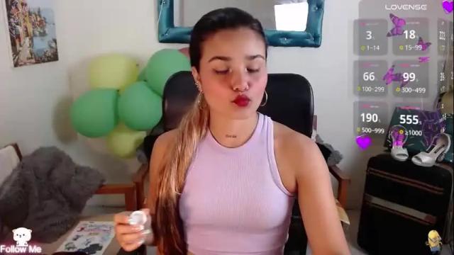 Image 4 of destinyhills_ Stream on Chaturbate on 1 month ago